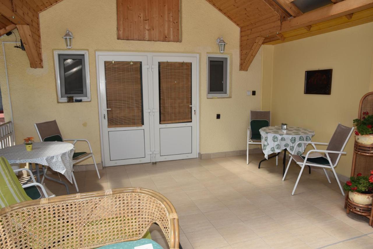 Gyenesi Virag Apartman Gyenesdiás Buitenkant foto