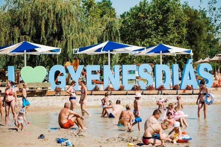 Gyenesi Virag Apartman Gyenesdiás Buitenkant foto