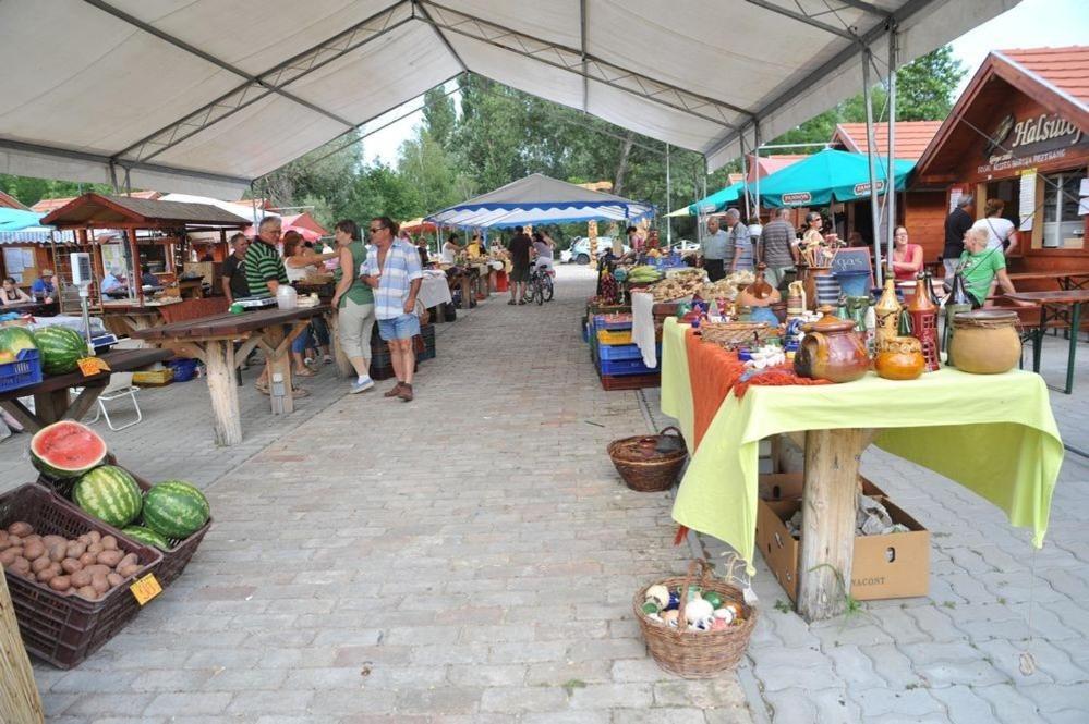 Gyenesi Virag Apartman Gyenesdiás Buitenkant foto