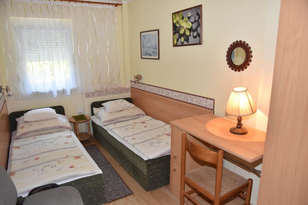 Gyenesi Virag Apartman Gyenesdiás Buitenkant foto